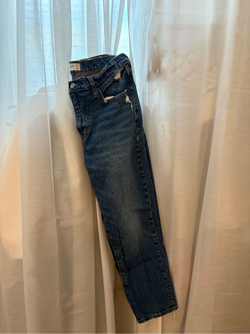 Abercrombie & Fitch Boyfriend Mid Rise Washed Blue Denim Jeans